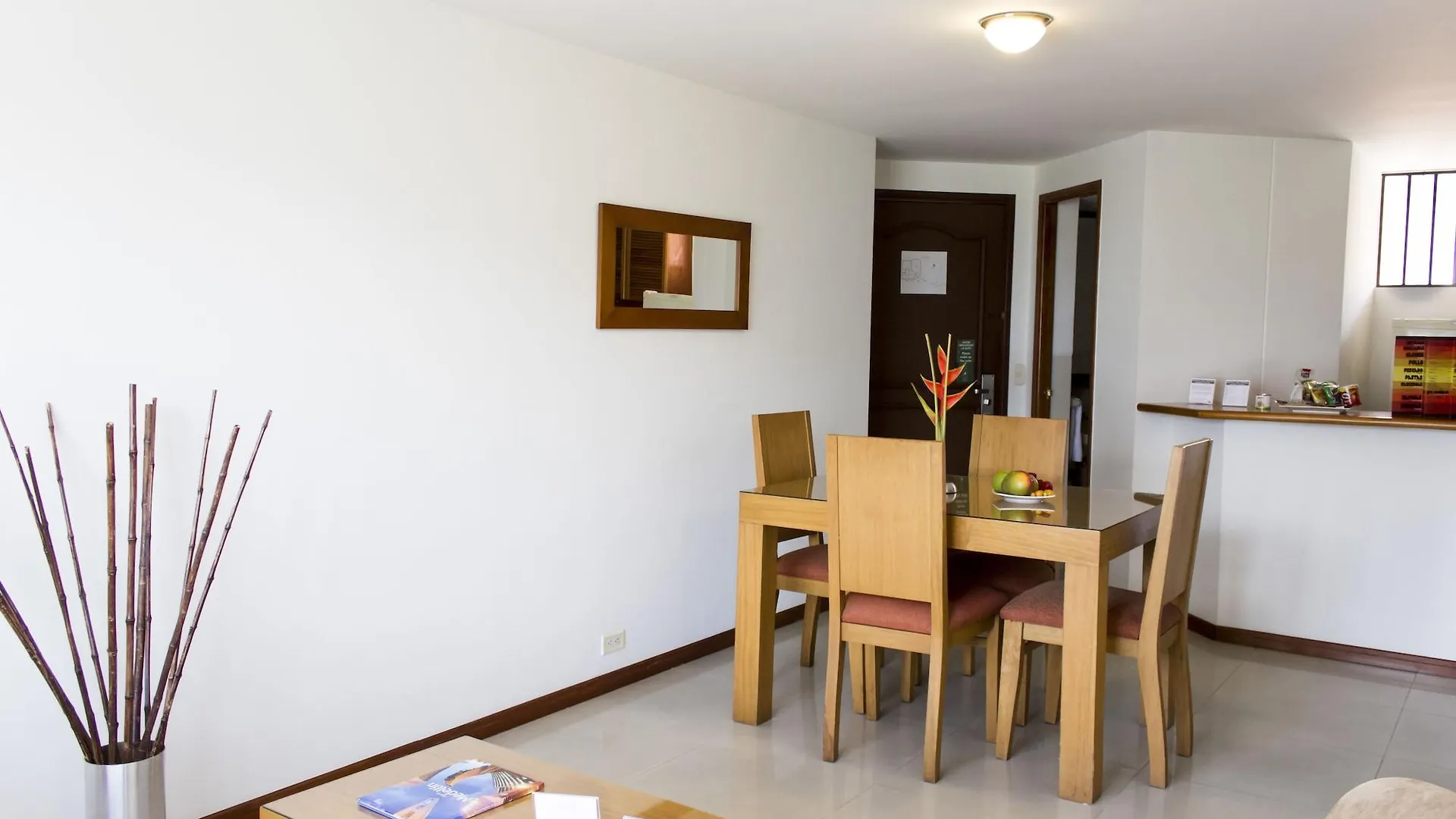 Portal del Rodeo ApartaHotel Medellín