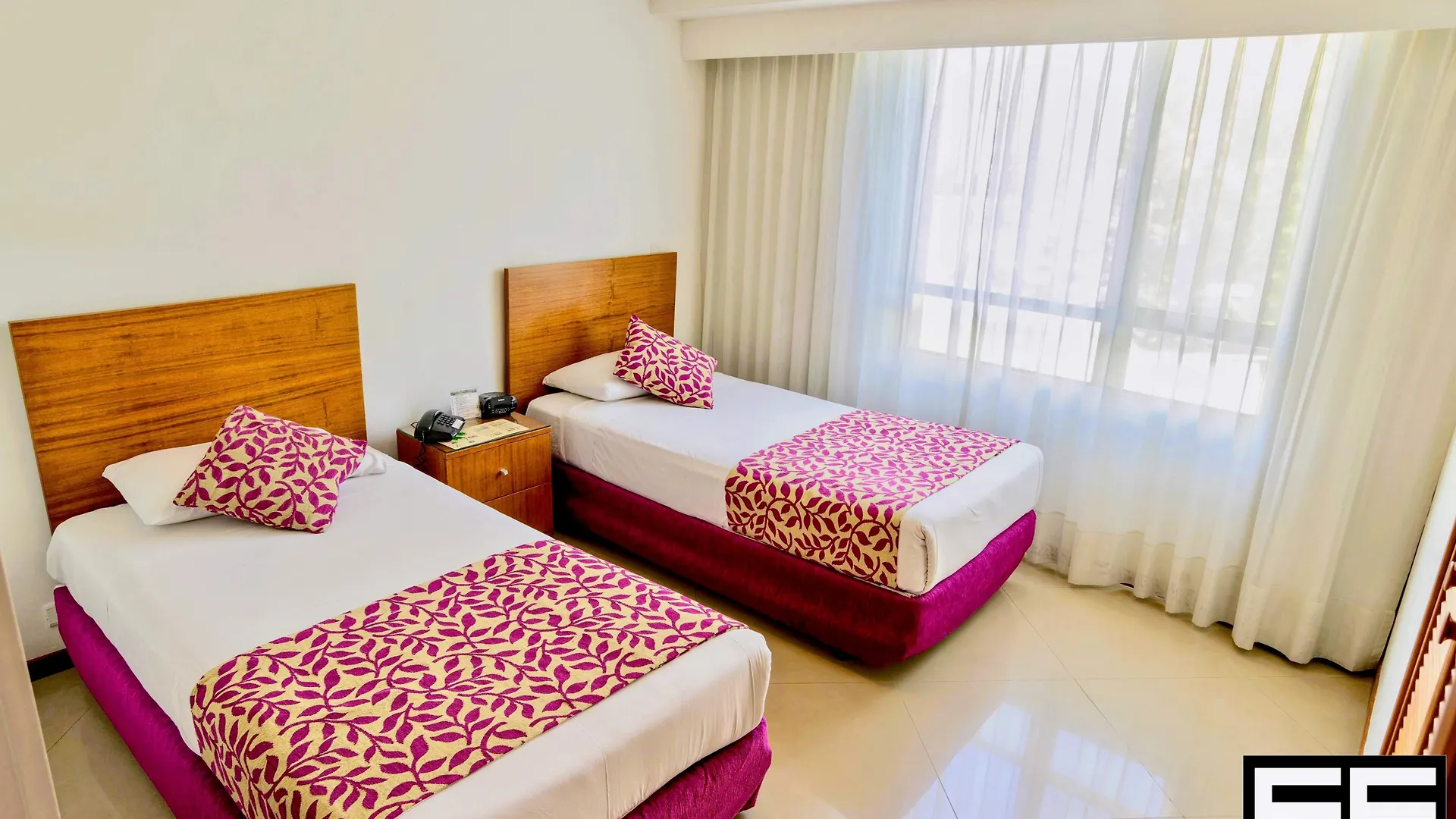 Portal del Rodeo ApartaHotel Medellín