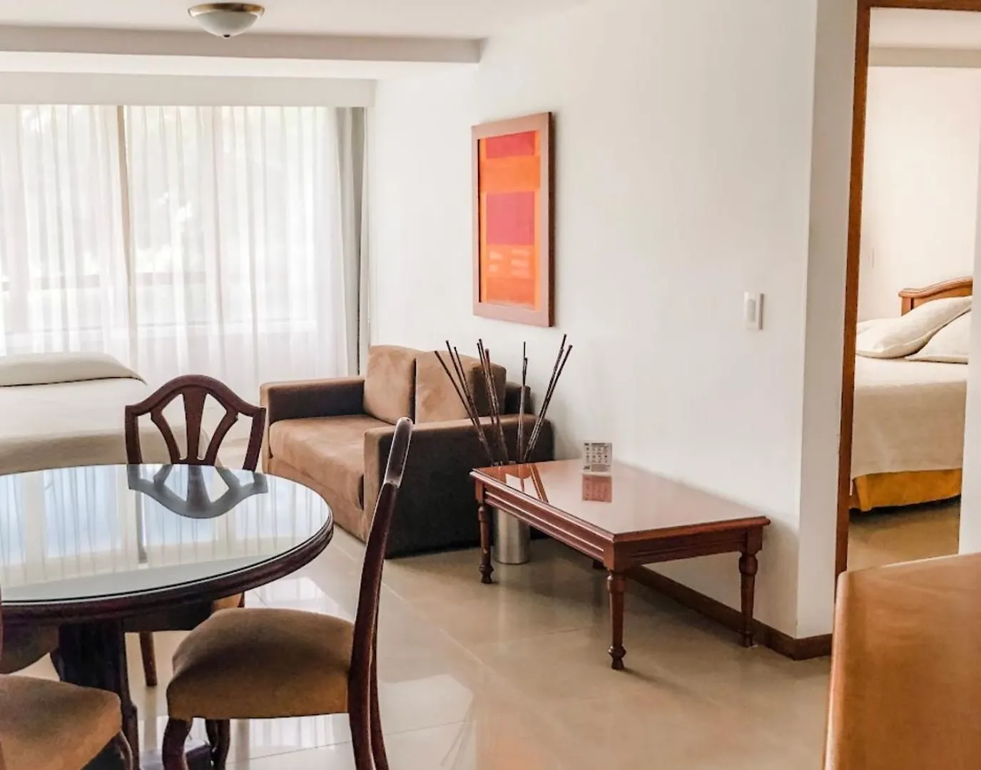 Portal Del Rodeo Apartahotel Medellín
